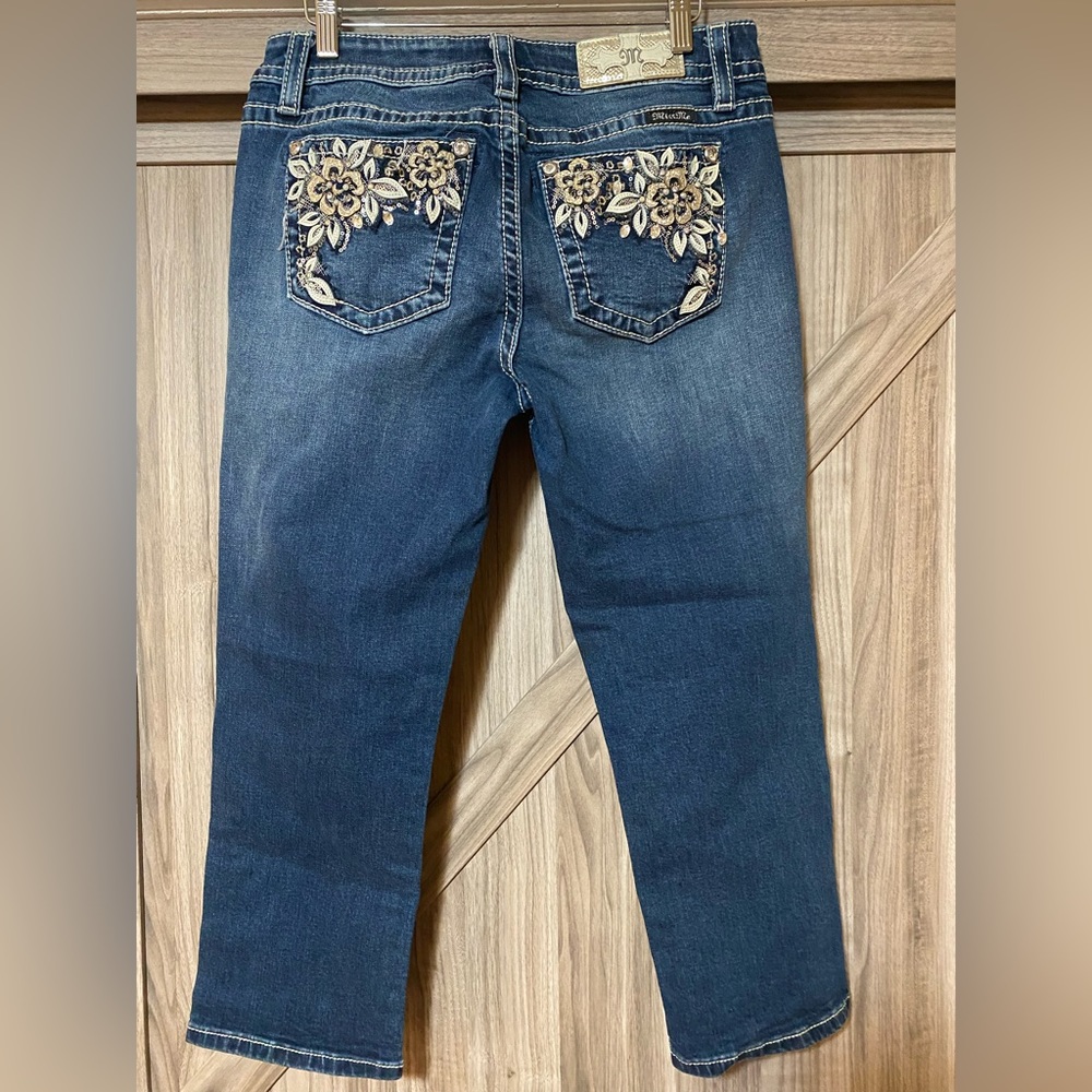 Miss Me Capris - Picture 2 of 5